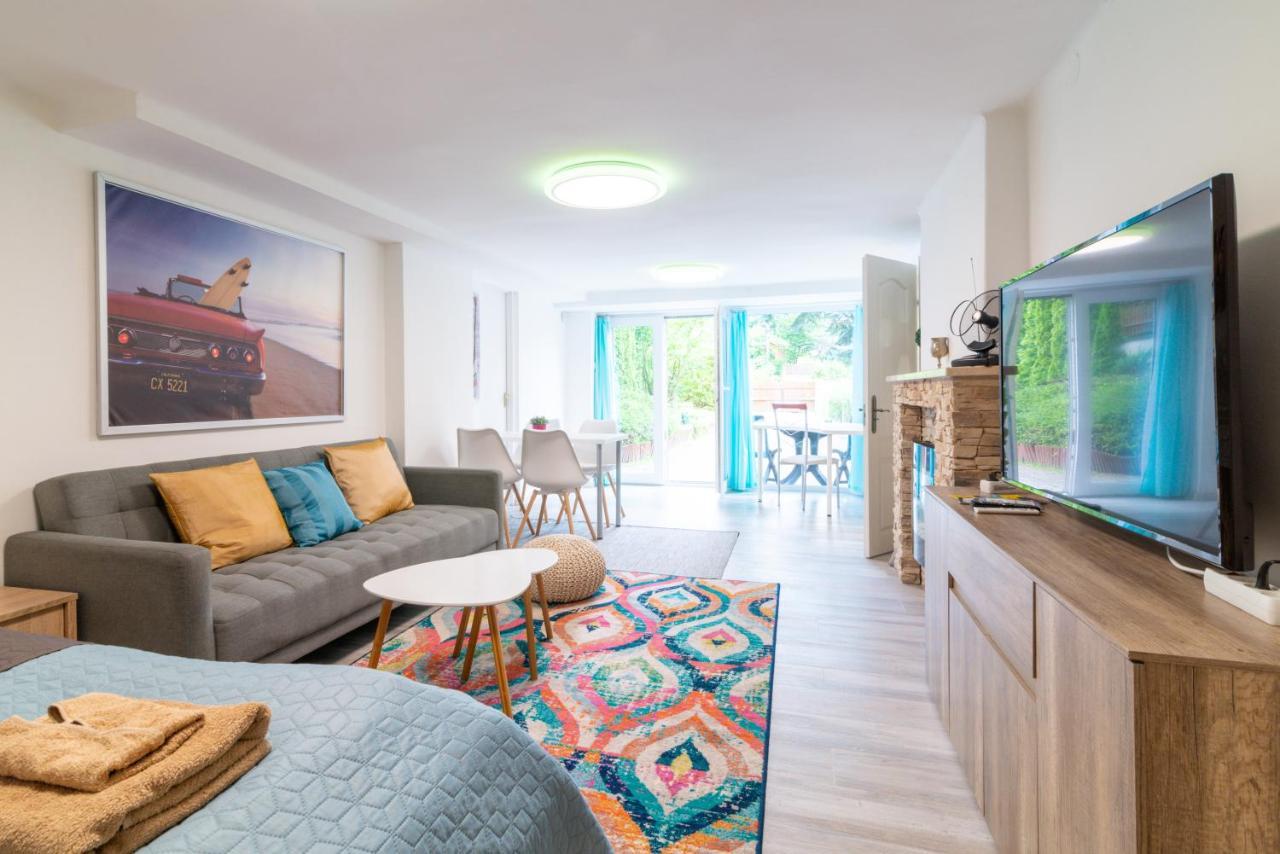 Cosy And Colorful Apartment Szentendre Exterior photo