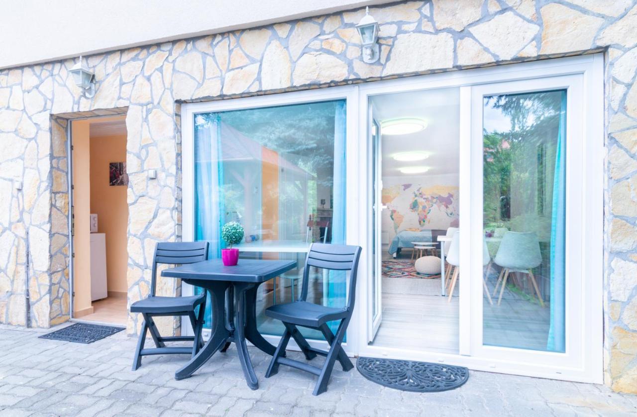 Cosy And Colorful Apartment Szentendre Exterior photo